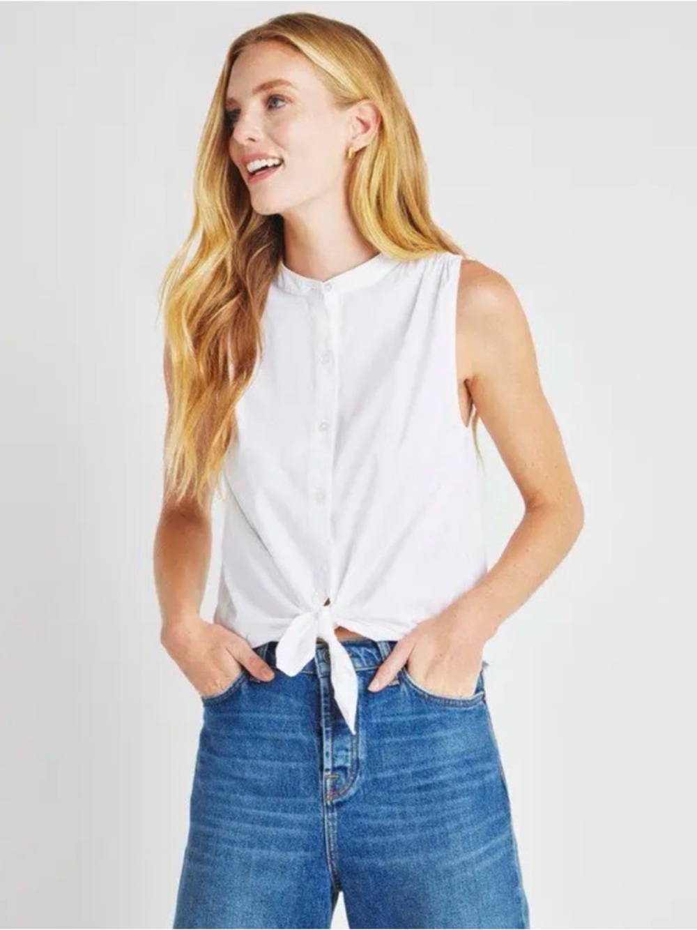 Splendid White Sleeveless Tie-Front Button Tank